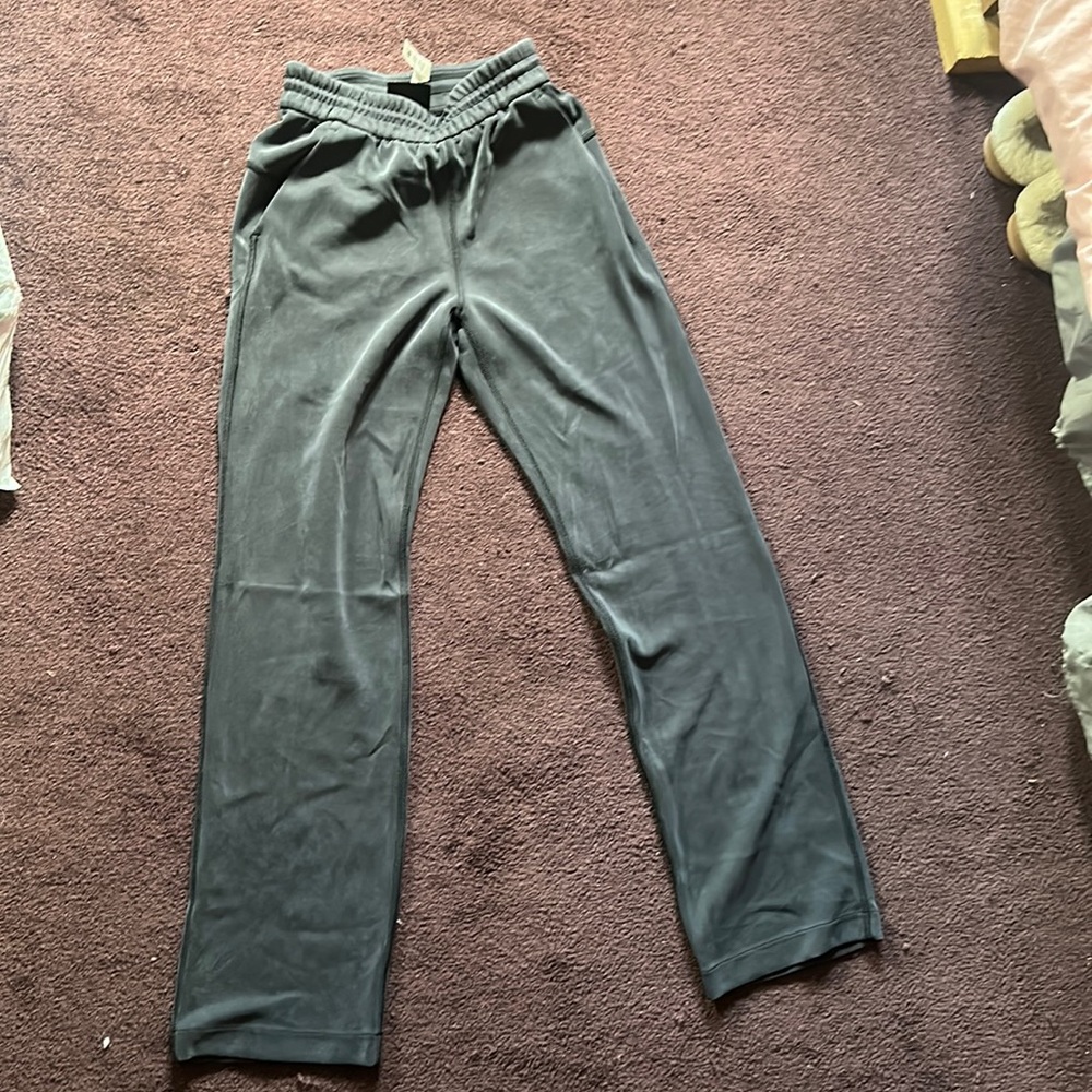 Worn but good condition - Picture 1 of 3